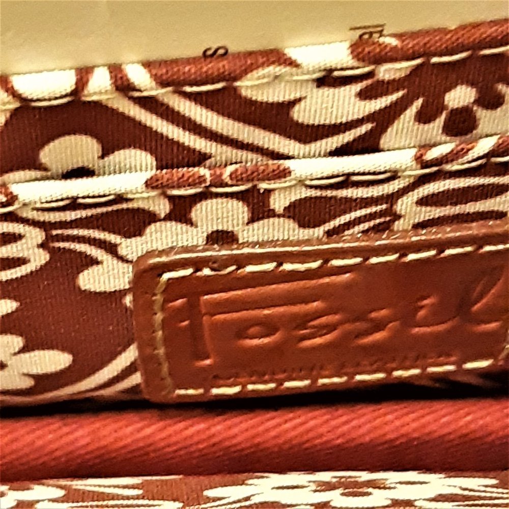 Wallet - Picture 3 of 3